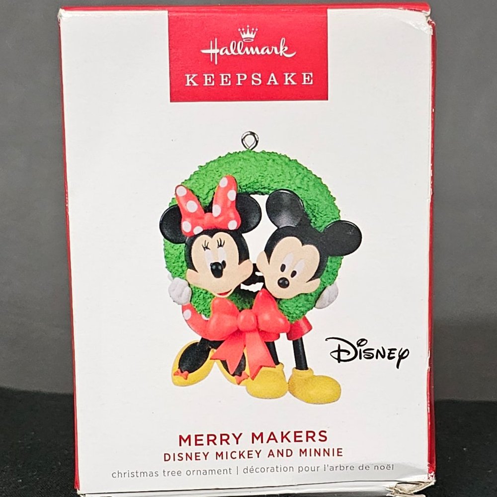 Hallmark Christmas Ornament 2022 MERRY MAKERS Disney Mickey and Minnie Mouse H70